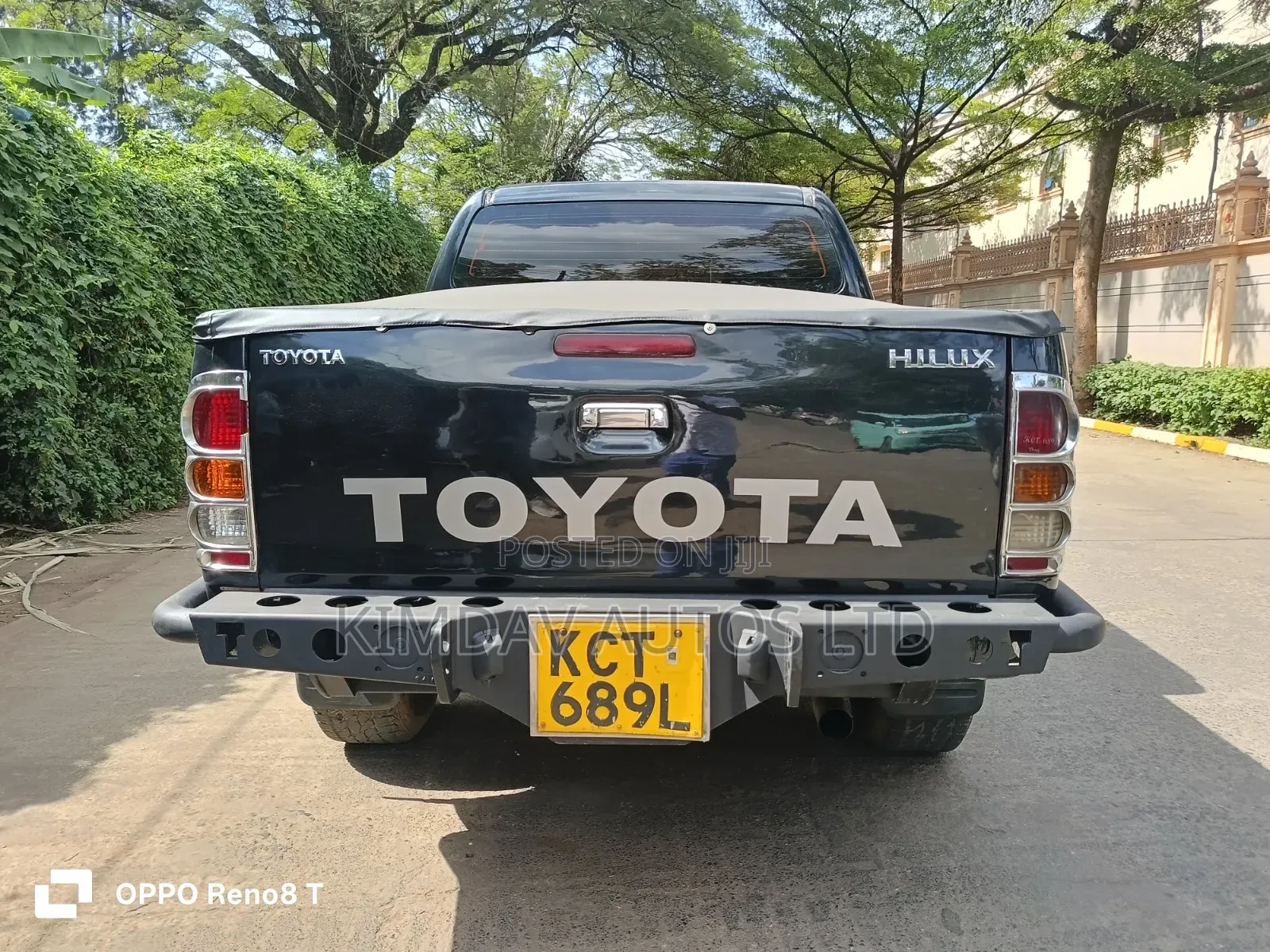 Toyota Hilux 2011 Black