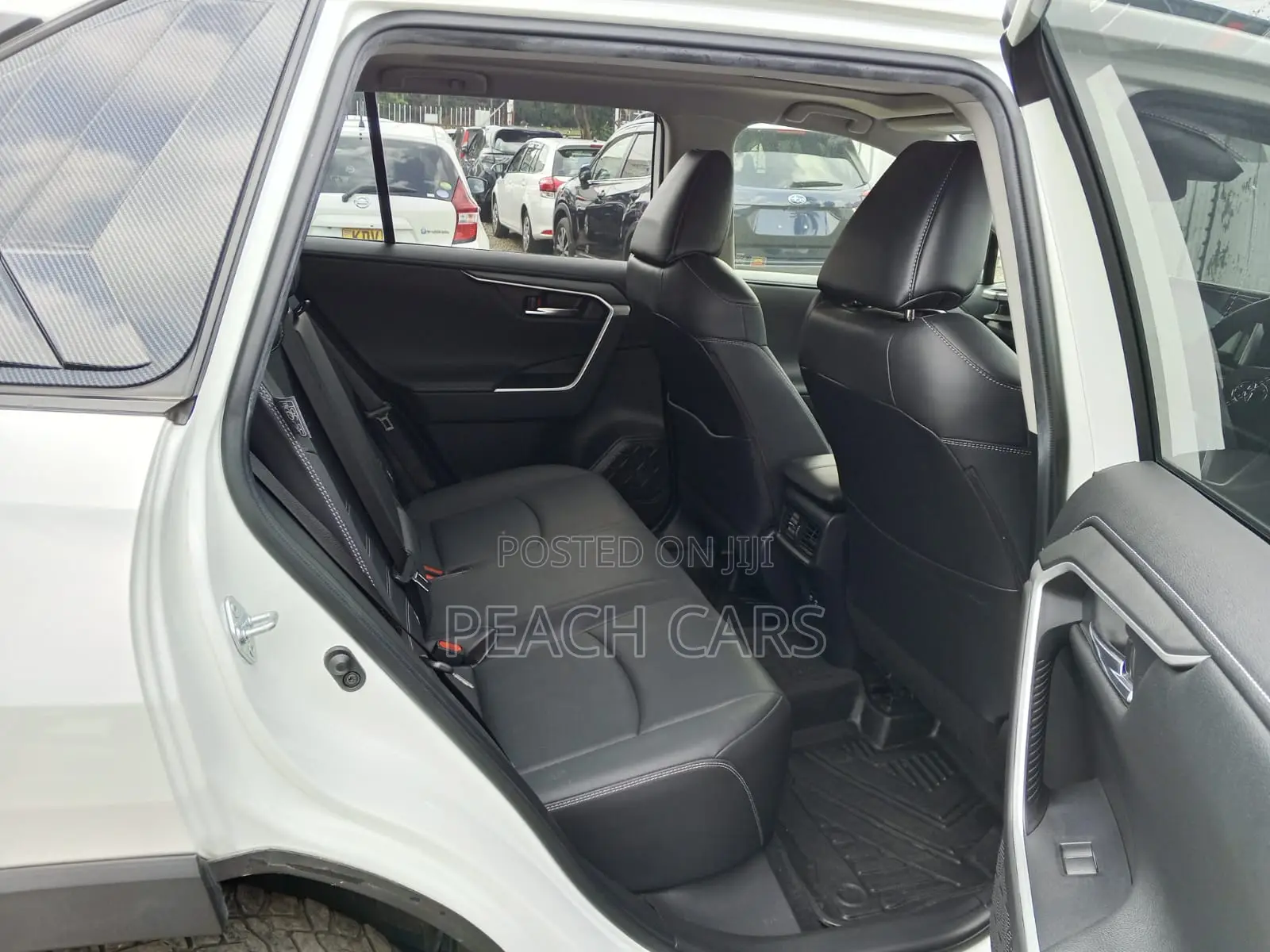Toyota RAV4 2020 White