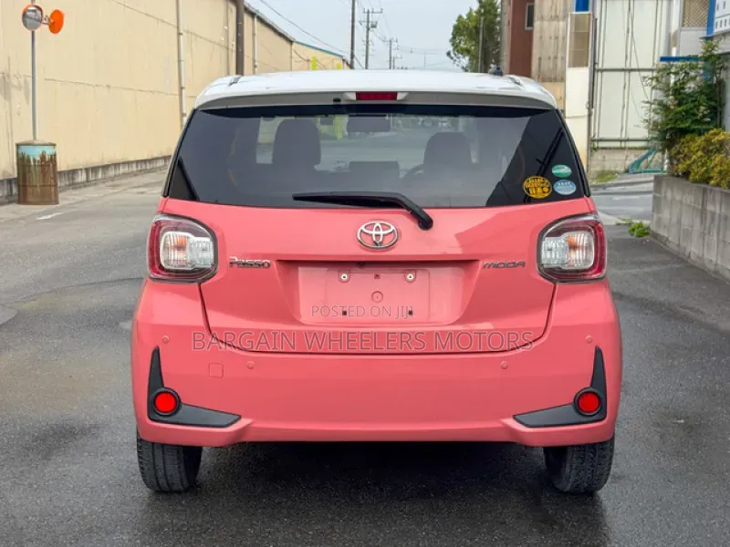 Toyota Passo 2019 Pink