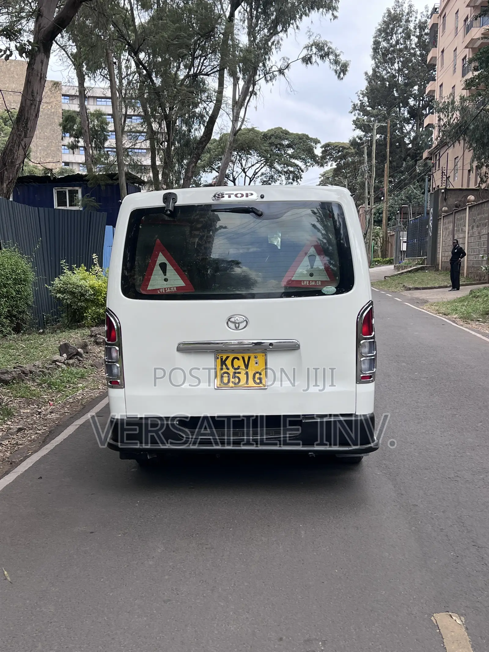 Toyota HiAce 2013 White