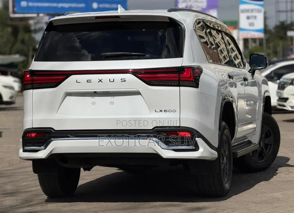 Lexus LX 600 2022