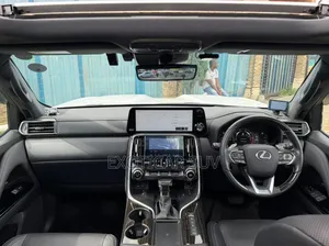 Lexus LX 600 2022