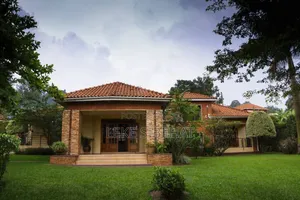 5bdrm House in Lakeview Estate for rent