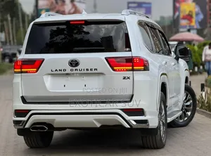 Toyota Land Cruiser 3.5 Petrol 4WD 2022 Pearl