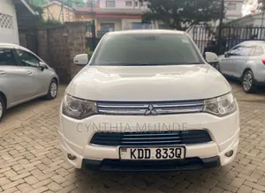 Mitsubishi Outlander 2014 White