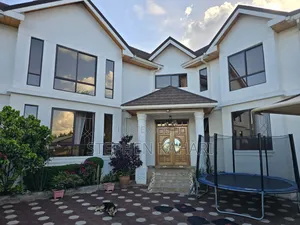 Furnished 4bdrm House in Kiu River Drive, Kahawa Sukari for sale