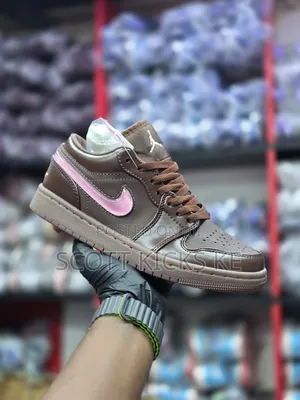 Air Jordan 1 Low Se Valentines Day Box of Chocolates