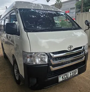 Toyota HiAce 2013 White