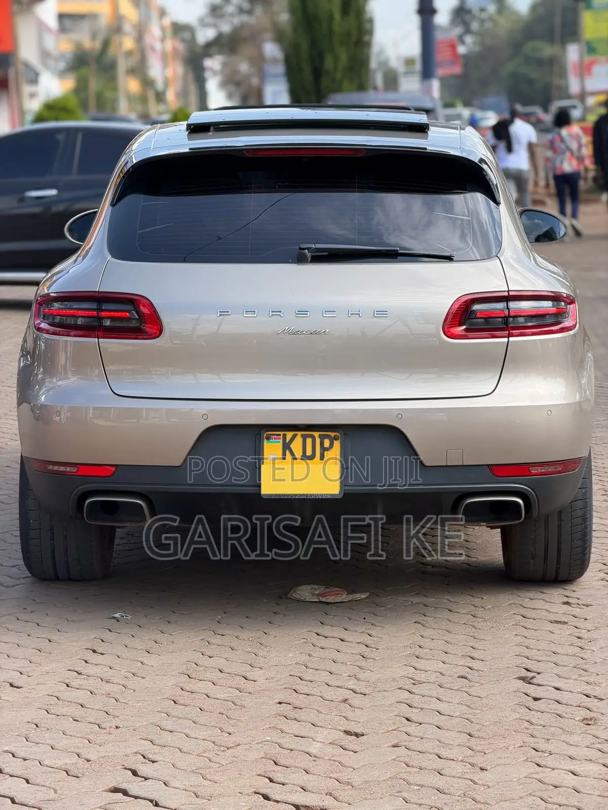 Porsche Macan 2017 Gold