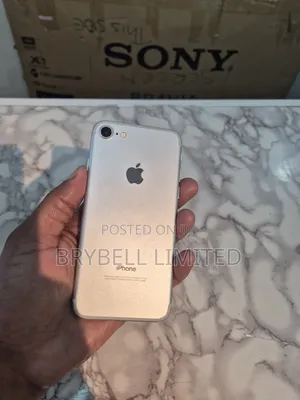 Apple iPhone 7 32 GB Silver