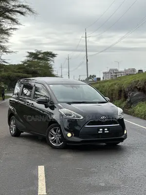 Toyota Sienta 2018 Black