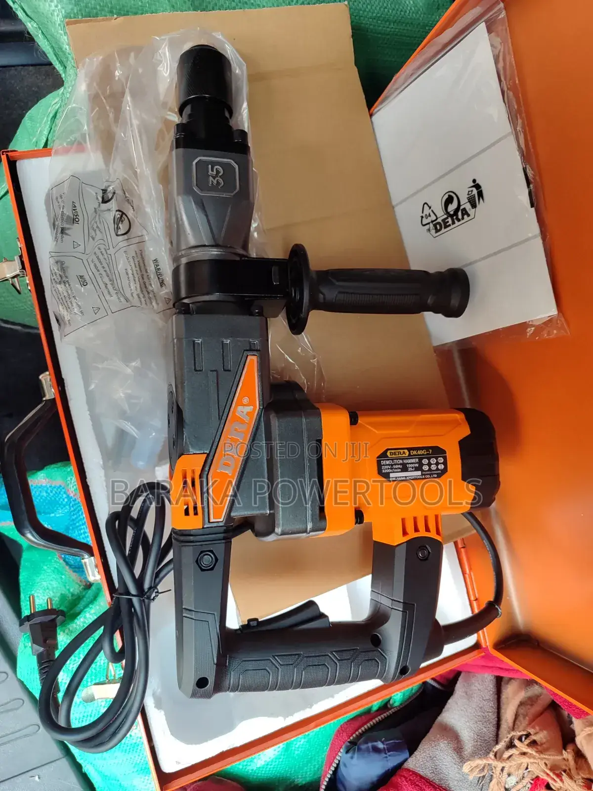 MNJ Demolition Hammer Drill