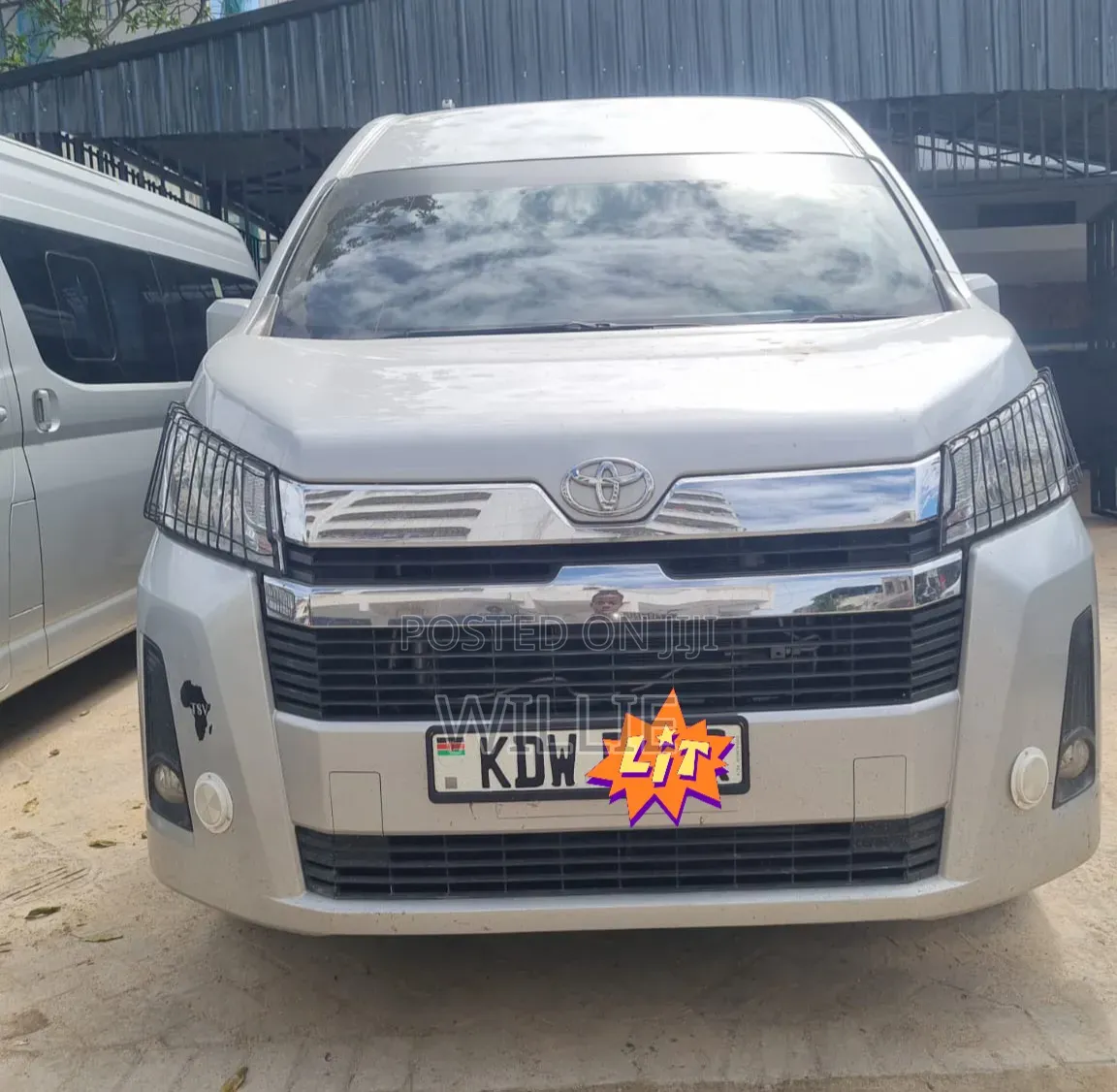 Toyota HiAce 2021 Silver