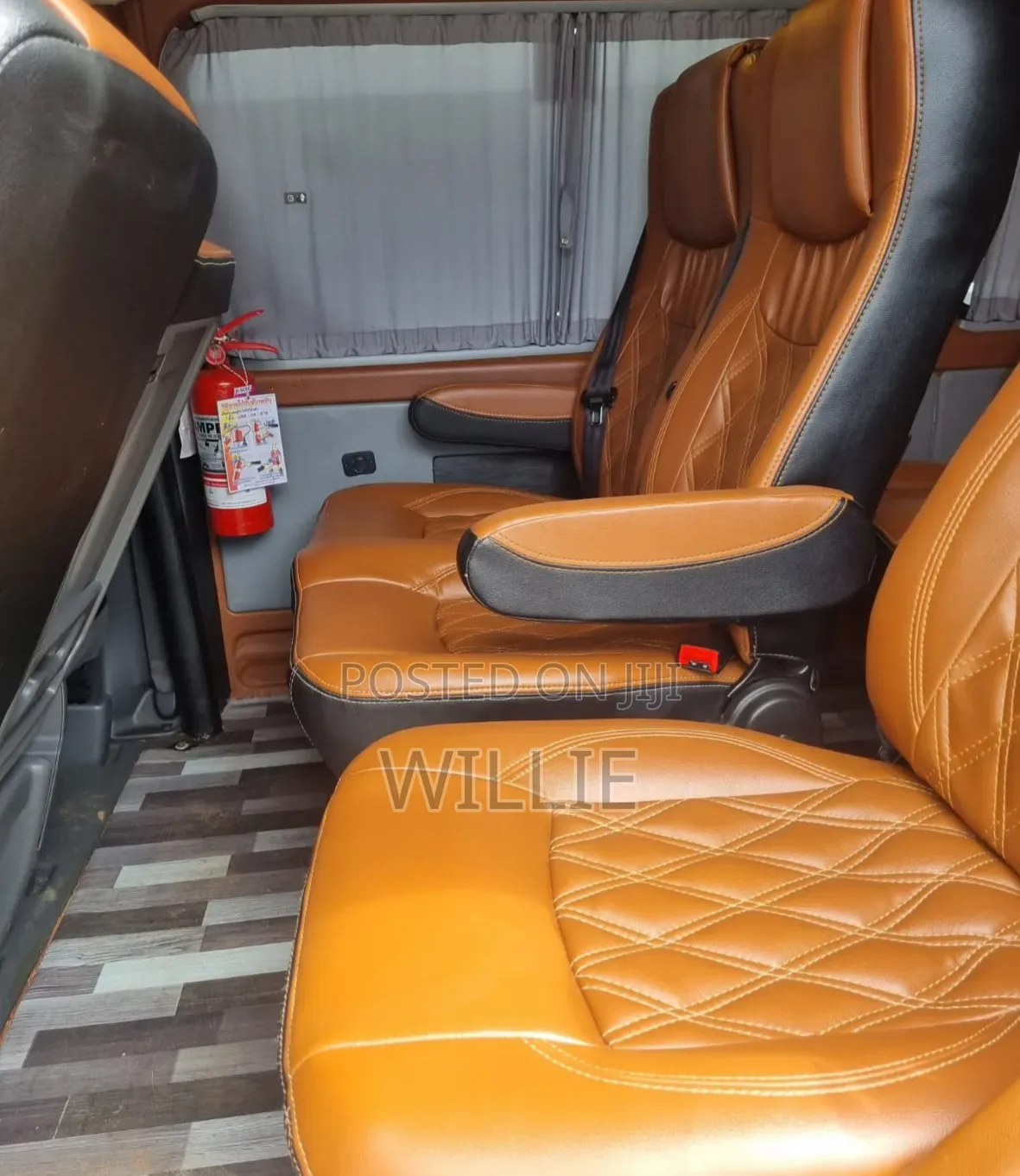 Toyota HiAce 2021 Silver