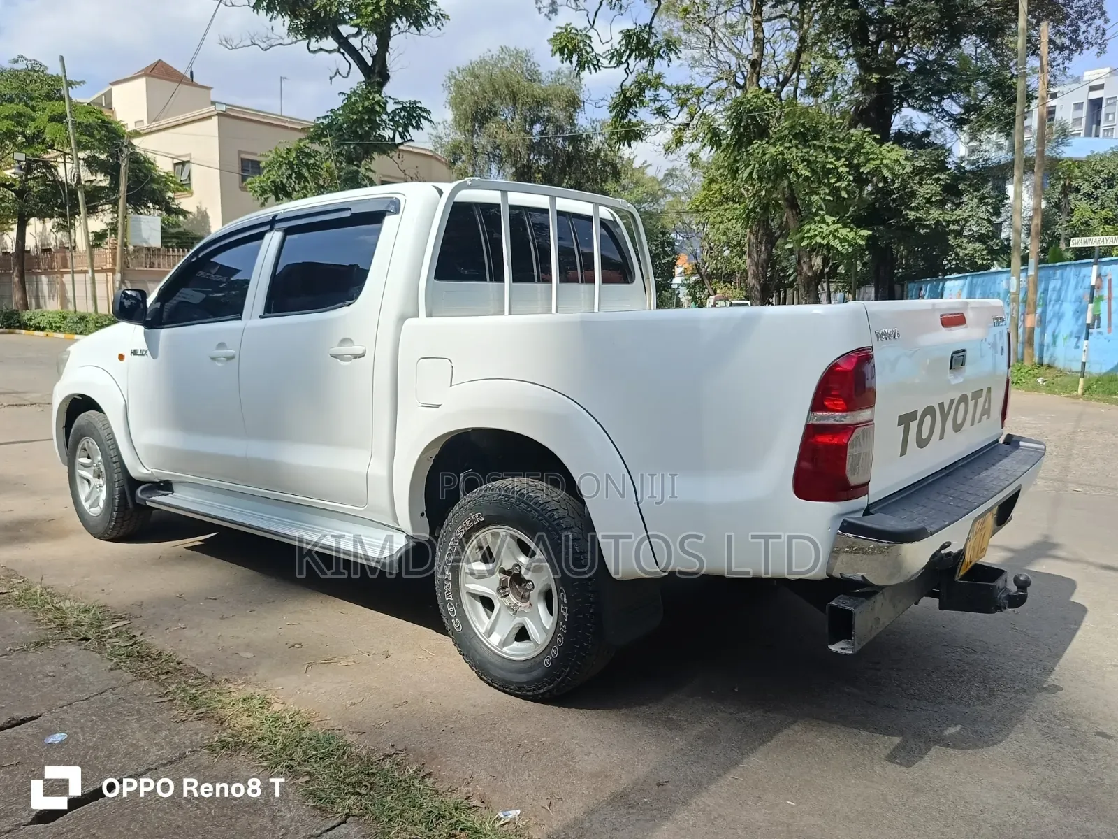 Toyota Hilux 2014 White