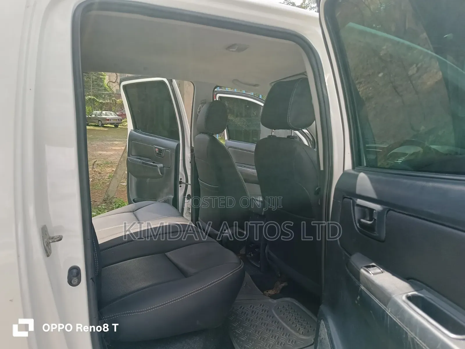 Toyota Hilux 2014 White