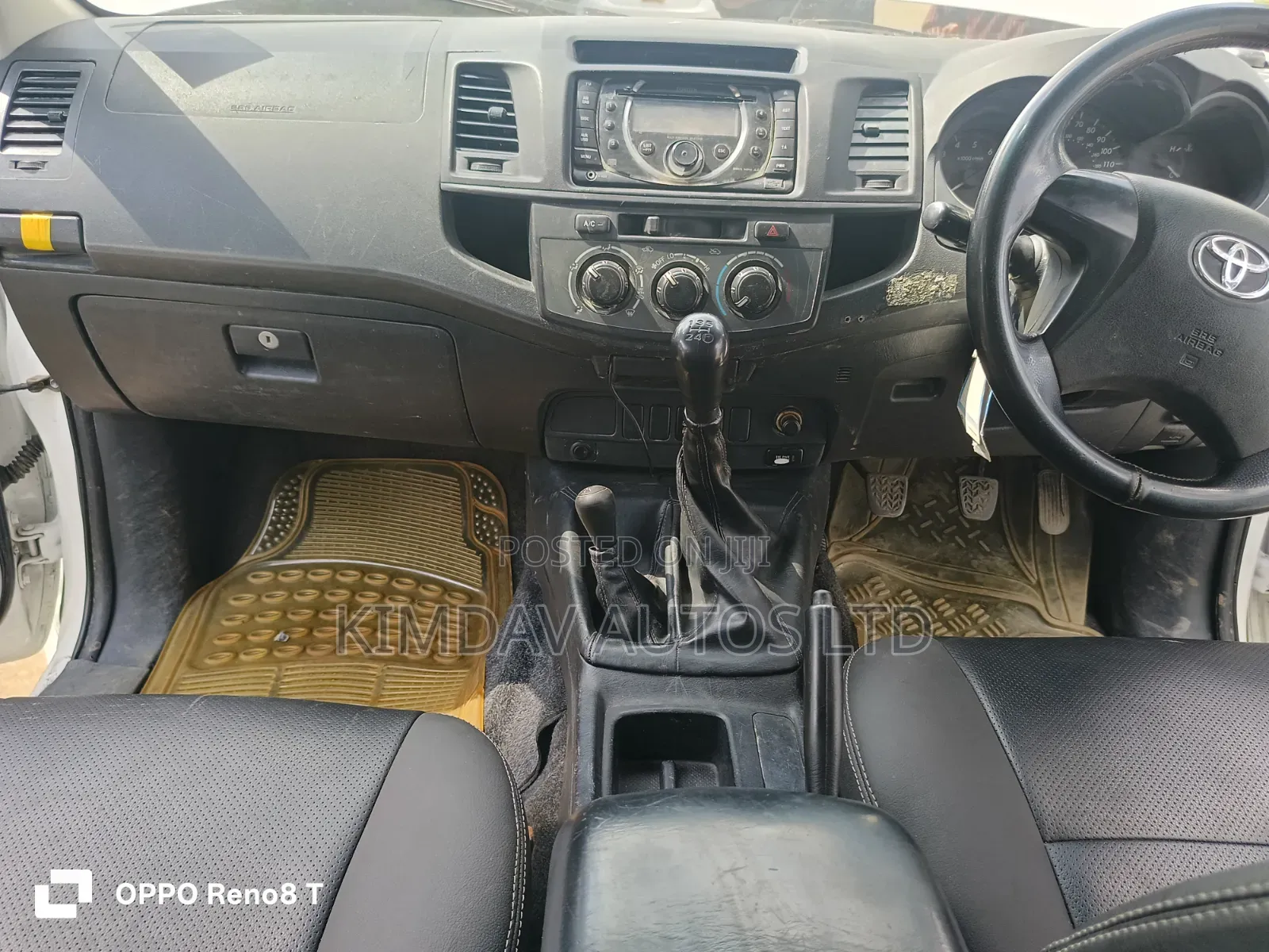 Toyota Hilux 2014 White