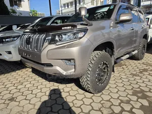 Toyota Land Cruiser 2021
