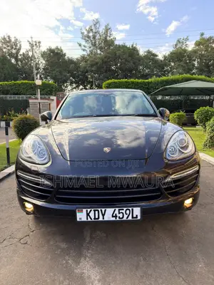 Porsche Cayenne Turbo S 4dr SUV AWD (4.8L 8cyl Turbo 8A) 2014 Black