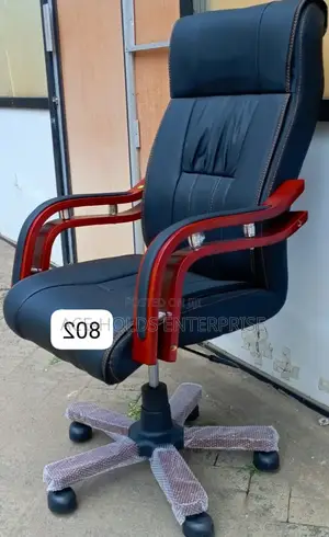 Managerial Leather Boss Executive Office Chair - High Back (Black/Red)