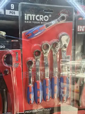 Intcro Ratchet Spanner Set, a 9-Piece Tool Kit Wrenches With Blue An.