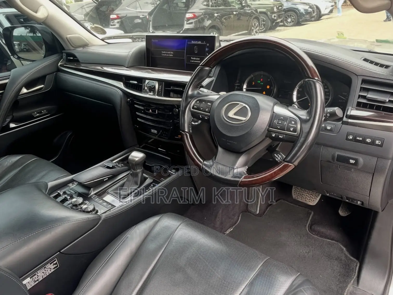 Lexus LX 2017 Silver