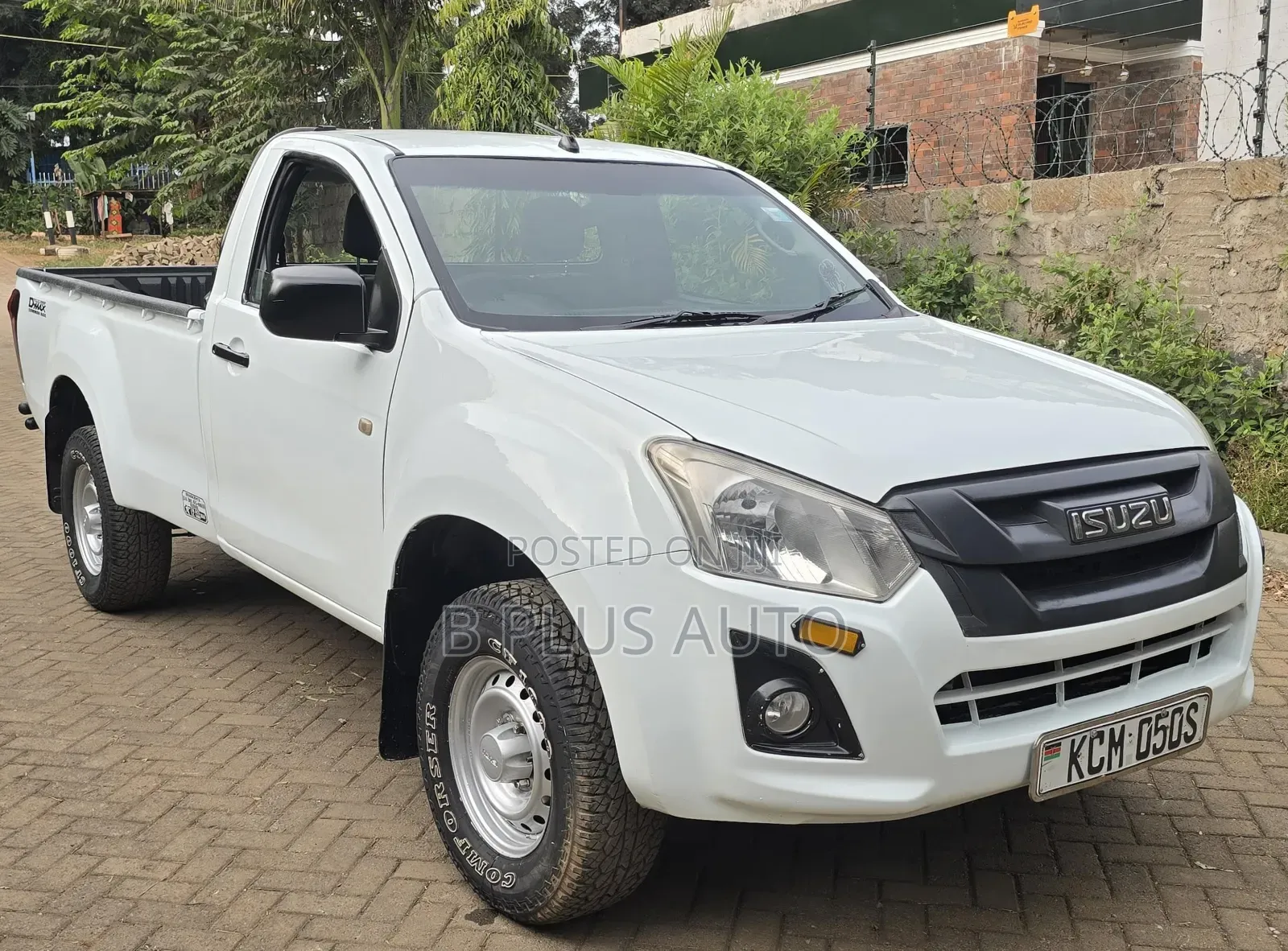 Isuzu D-MAX 2017 White