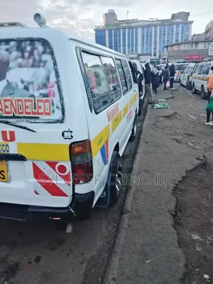 Toyota HiAce 2006 White