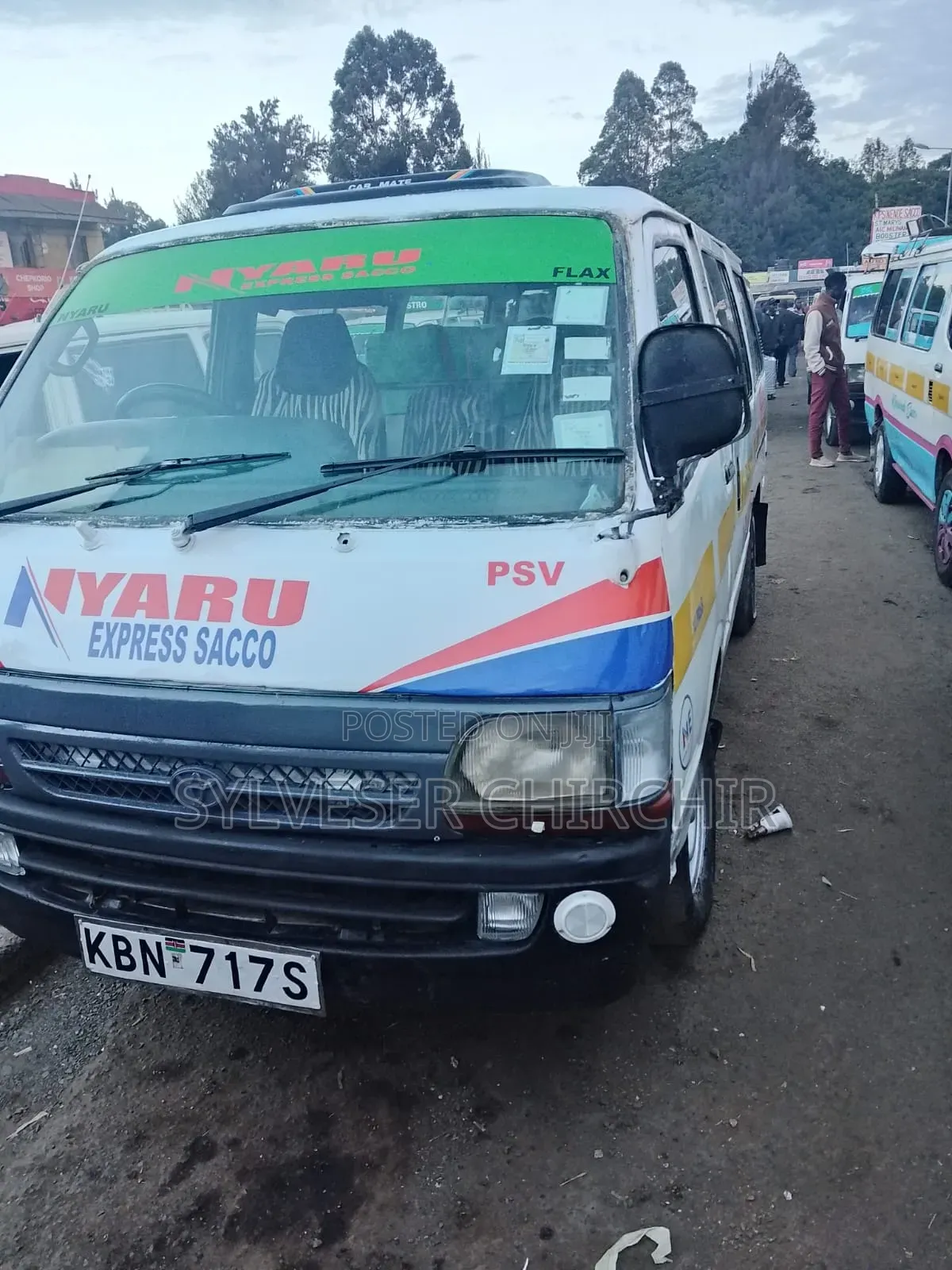 Toyota HiAce 2006 White