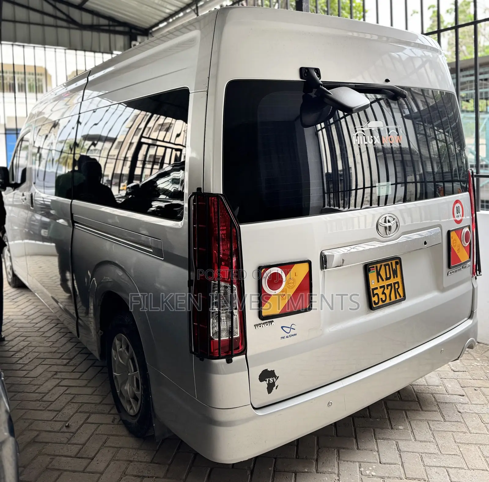 Toyota HiAce 2019 Silver