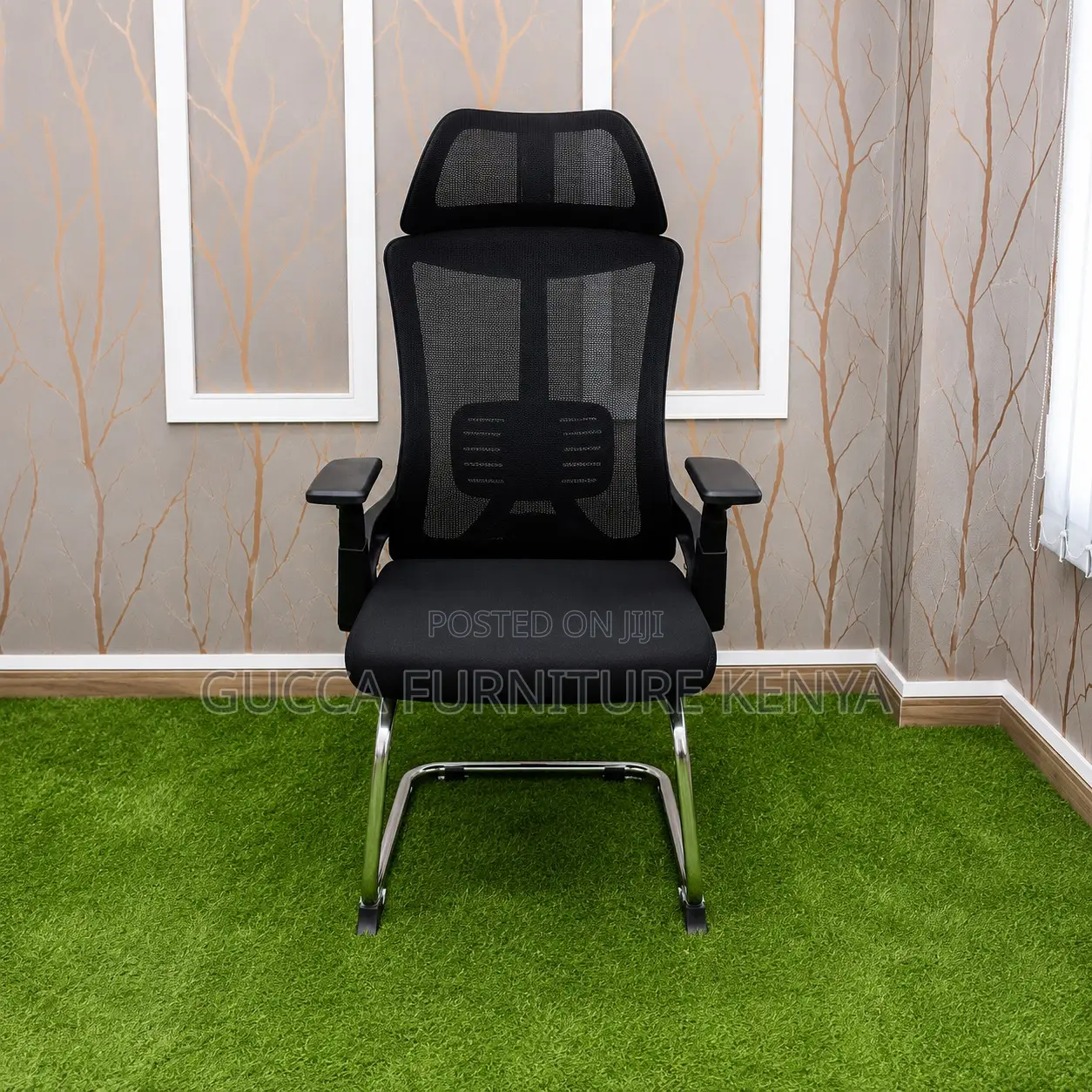 Ergonomic Guest Chair.