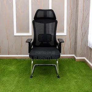 Ergonomic Guest Chair.