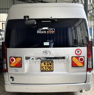 Toyota HiAce 2019 Silver