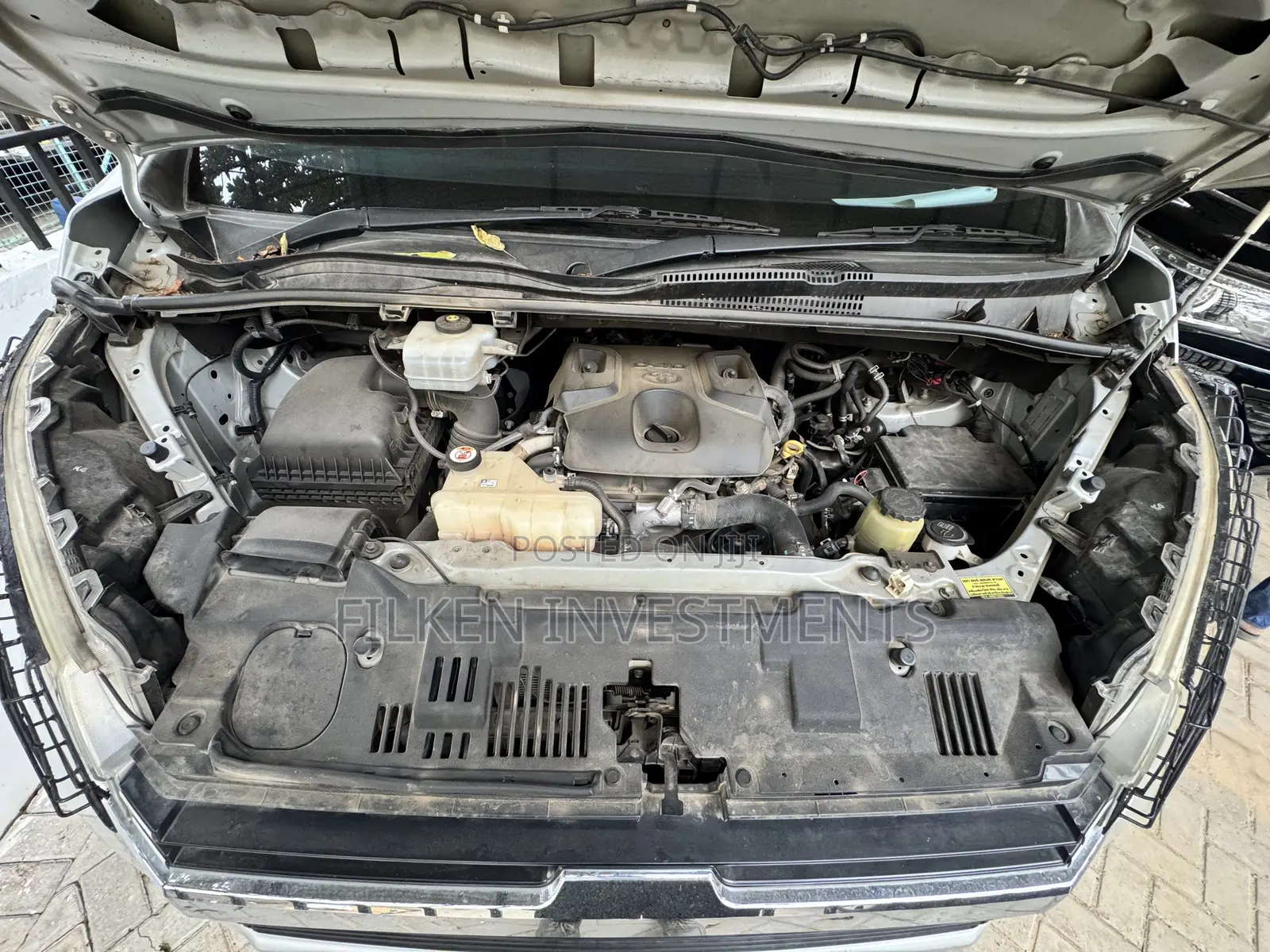 Toyota HiAce 2019 Silver