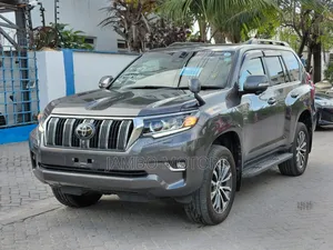 Toyota Land Cruiser Prado 2.8 2022 Gray