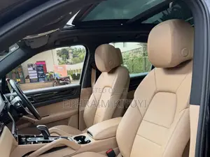 Porsche Cayenne 2019 Black