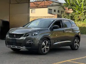 Peugeot 3008 2019 Green