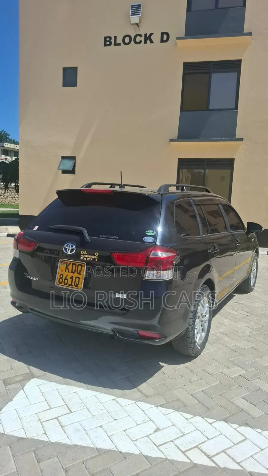 Toyota Corolla Fielder 2017 Black