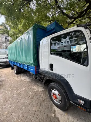 Isuzu FRR 2023 White