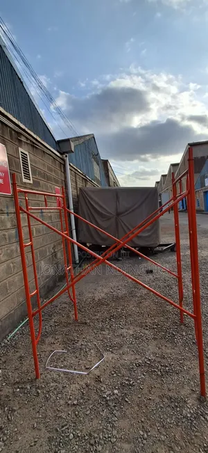 Scaffolding Ladders – Heavy Duty Construction Access Equipment