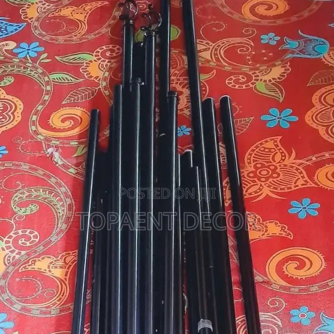 Black and Gold Simple to Install Adjustable Window Curtain Rods