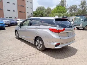 Honda Shuttle 2018 Silver