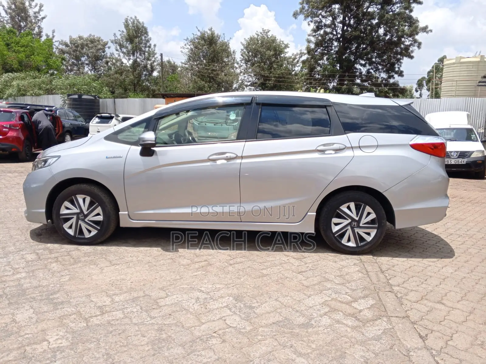Honda Shuttle 2018 Silver