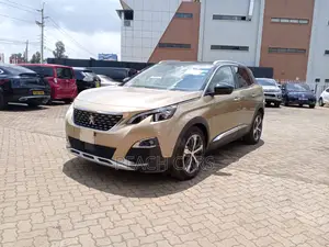 Peugeot 3008 2018 Gold