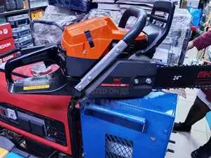 Chainsaw Gasoline/24 Inches
