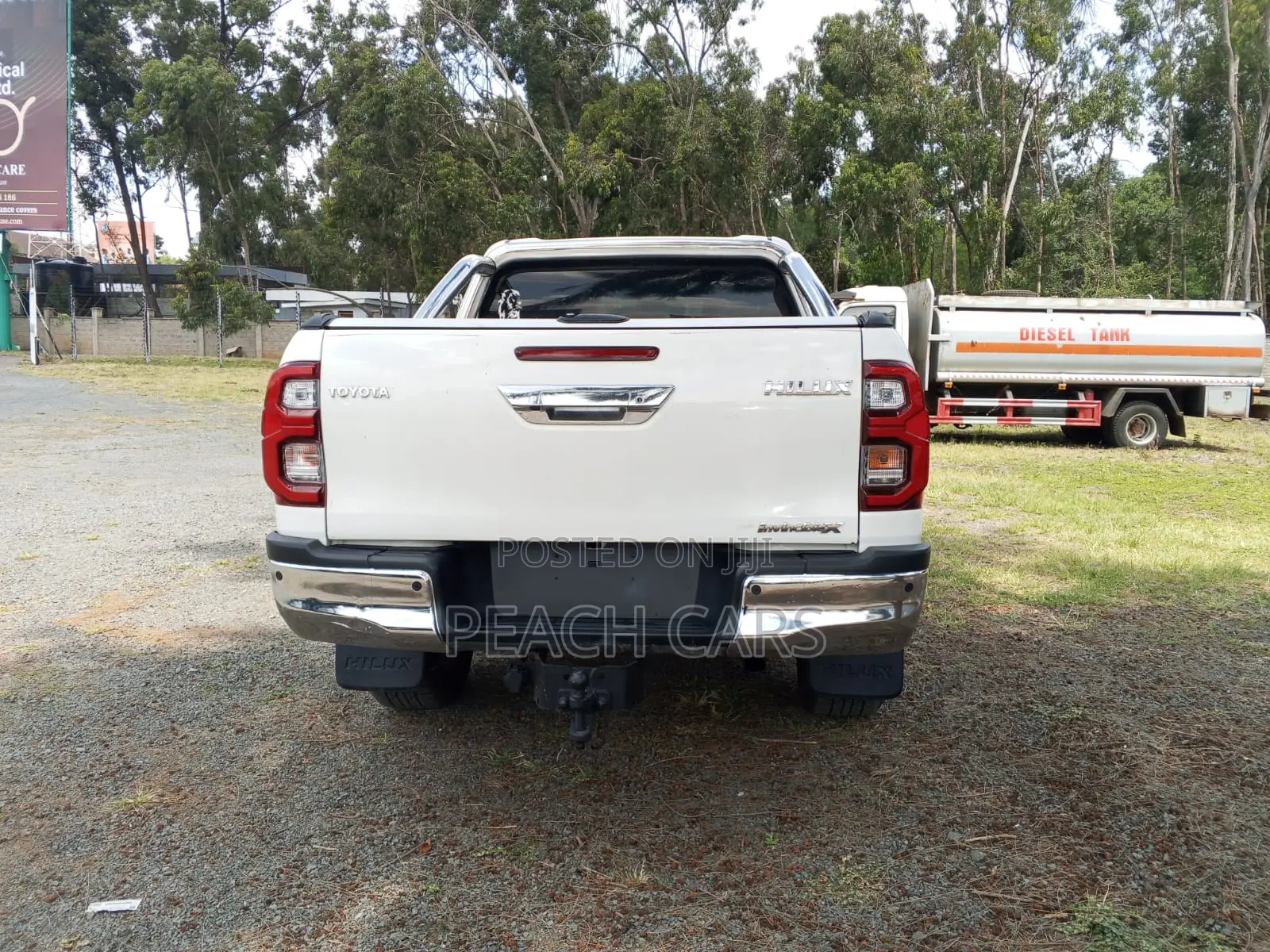 Toyota Hilux 2017 White