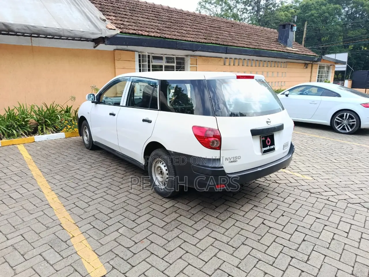 Nissan Advan 2018 White