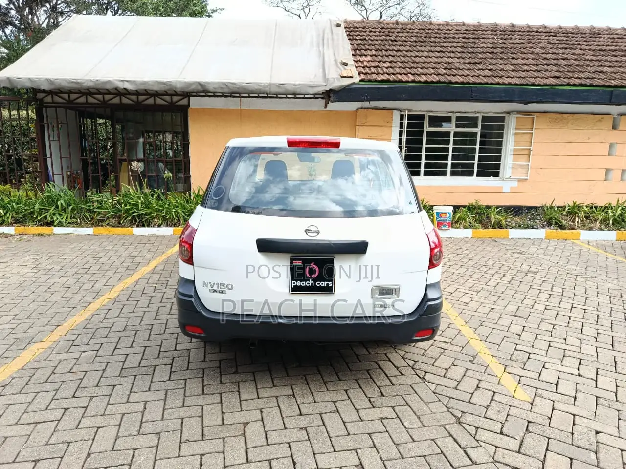 Nissan Advan 2018 White