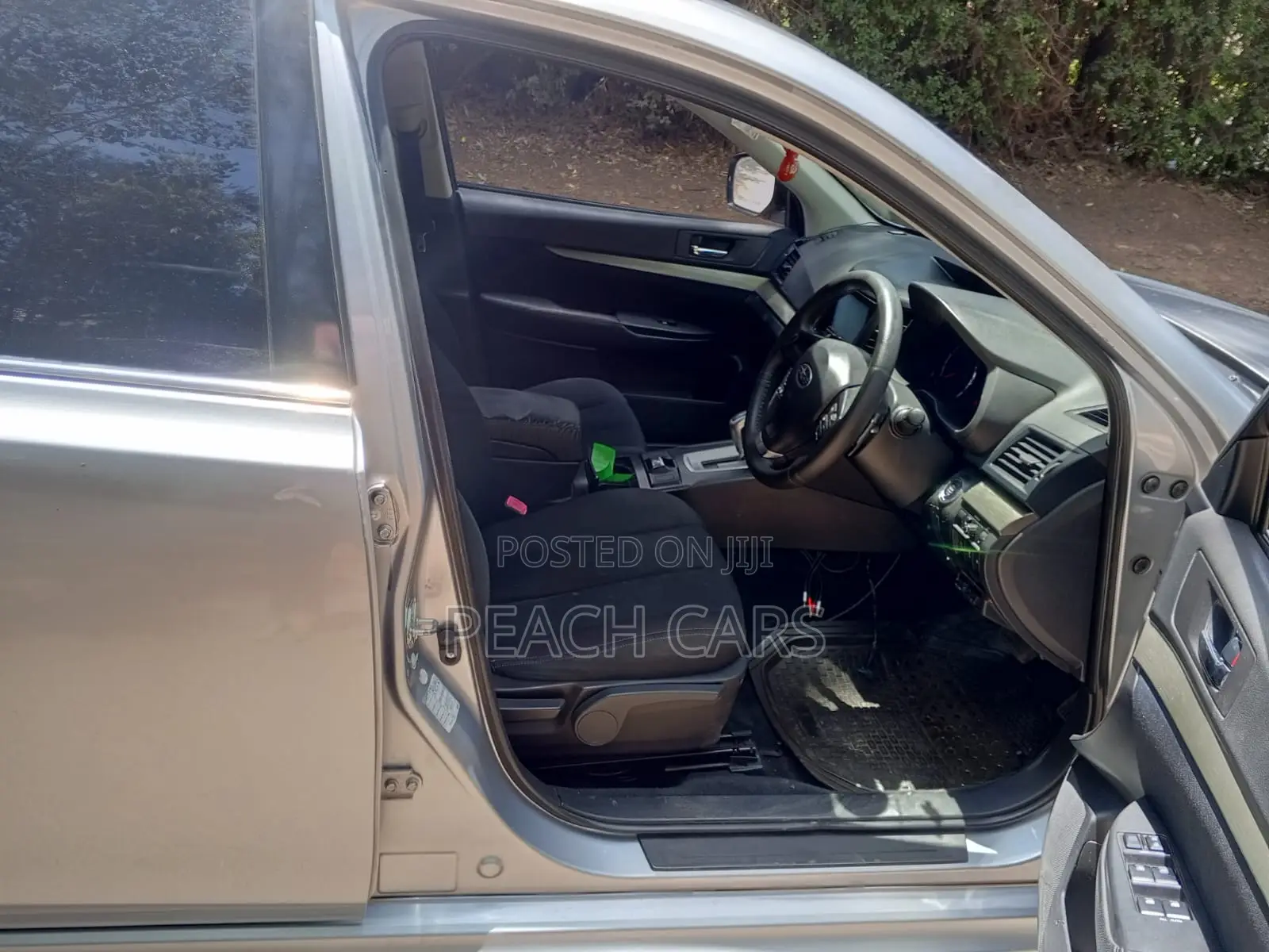 Subaru Legacy 2013 Silver