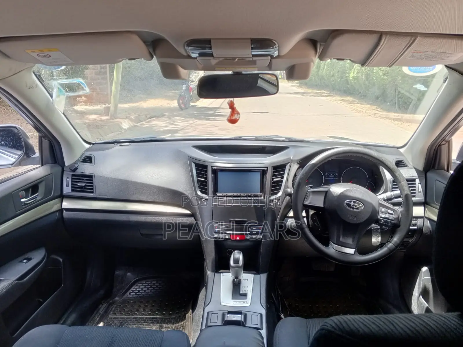 Subaru Legacy 2013 Silver